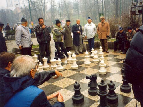 bosnia_chess.jpg (31587 byte)